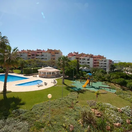 Ondas Verdes By Ocvillas Apartment