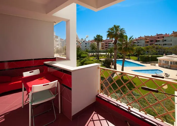 Ondas Verdes By Ocvillas Albufeira